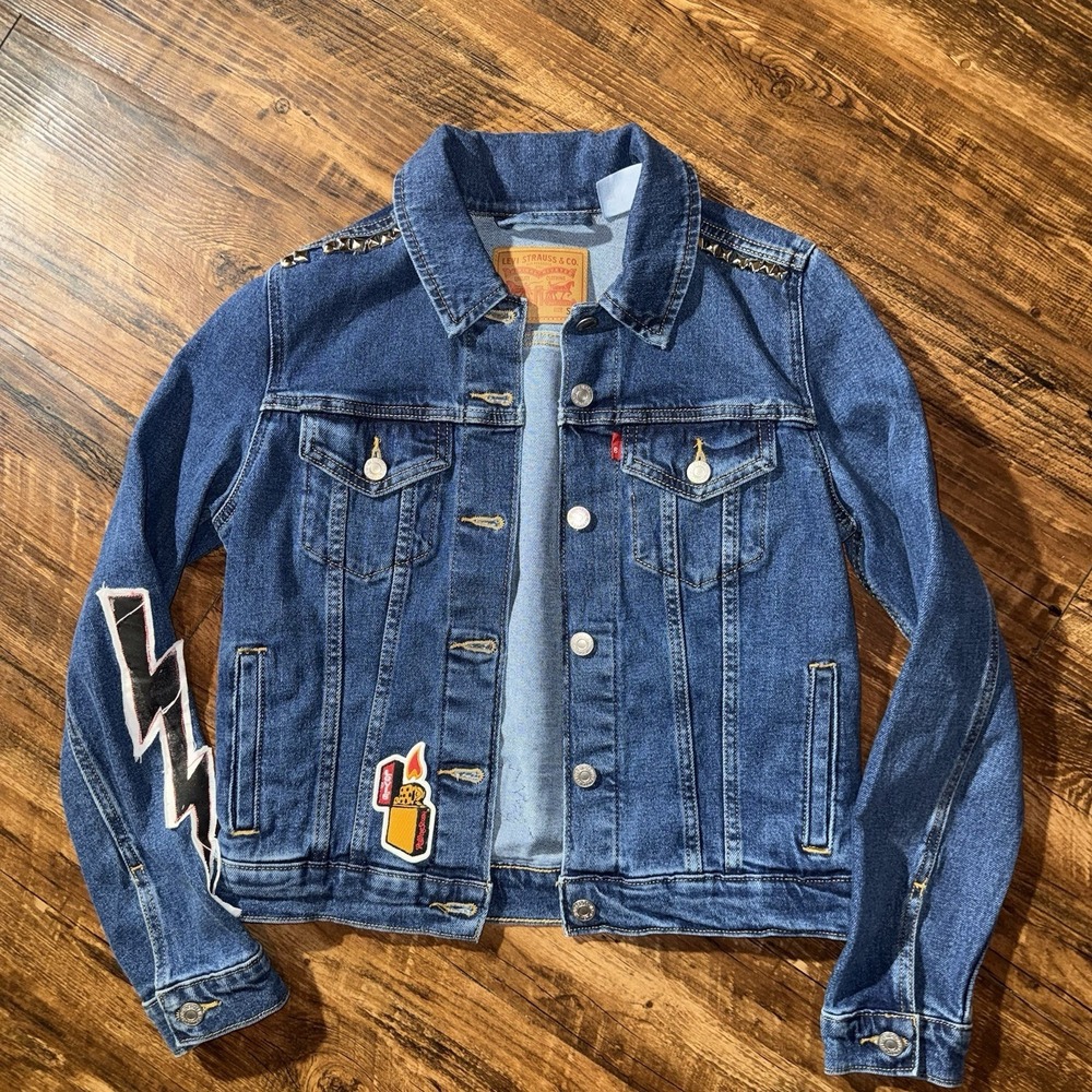 Levi's Women's Small Studded Jean Jacket W/ Rolling Stones Patches